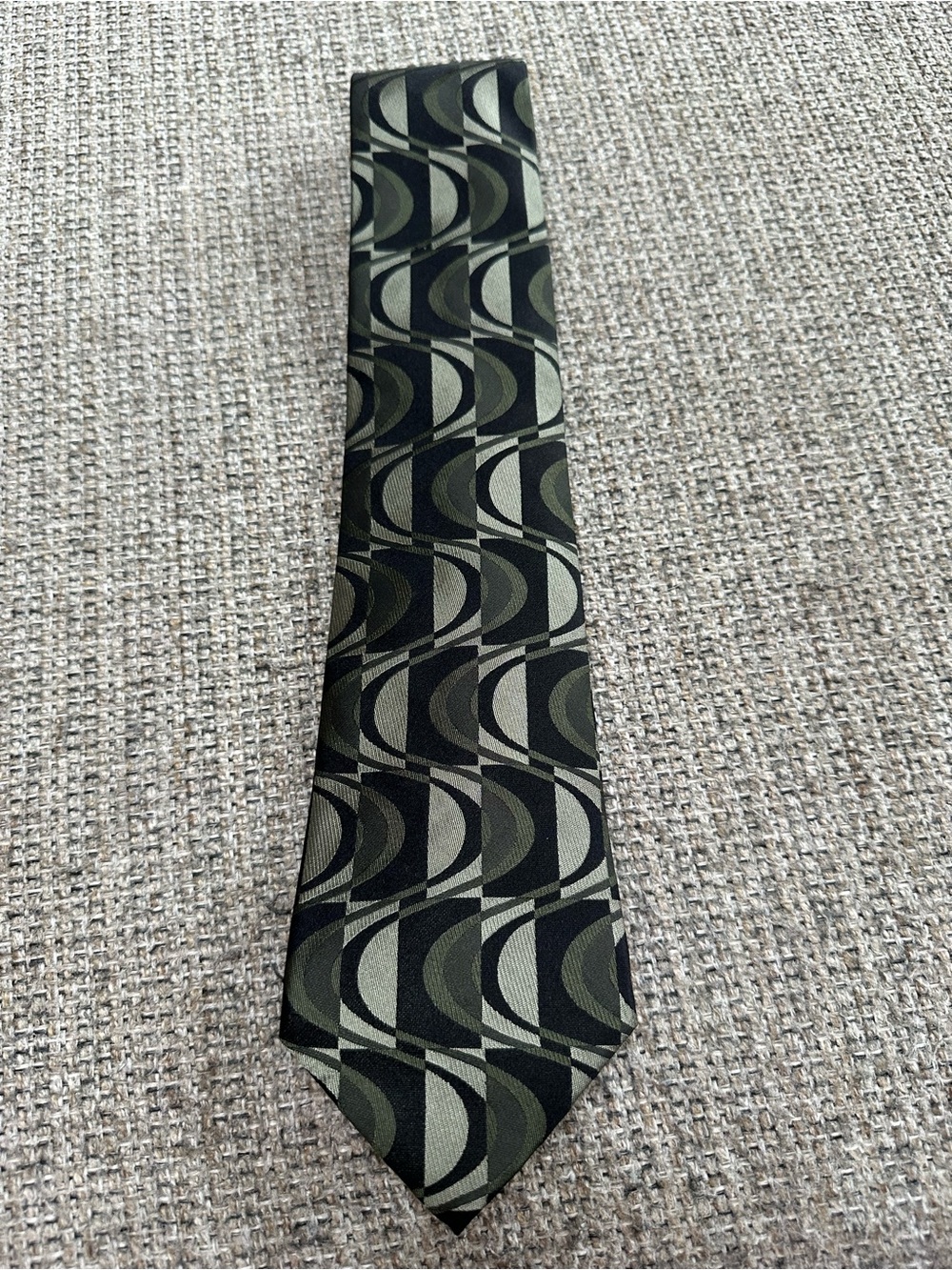 Men's Geometric Black, Olive Green & Grey Tie